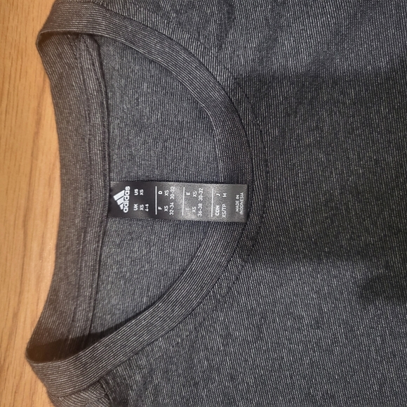 Adidas - Picture 2 of 8